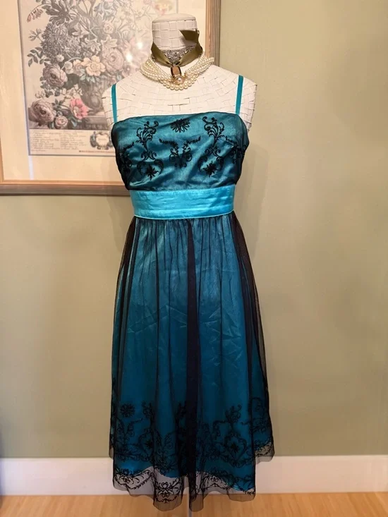 VTG Le Château Y2K Whimsigoth Teal & Black Mesh Embroidered Midi Dress M - Picture 3 of 15